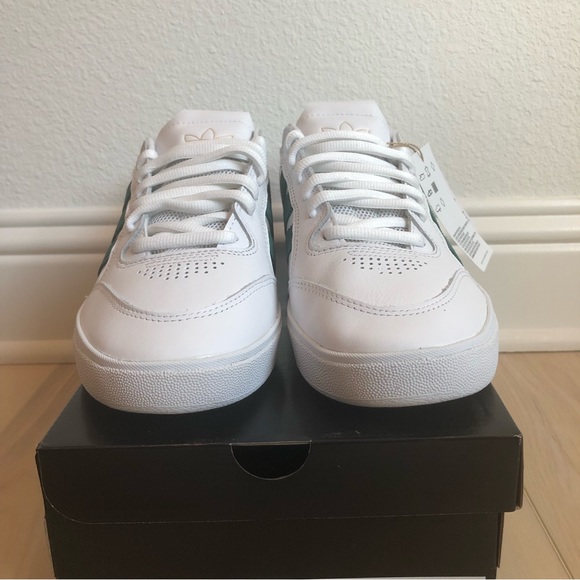 New Adidas Tyshawn Low Sneakers Men's Shoes Size 12 - Picture 2 of 8